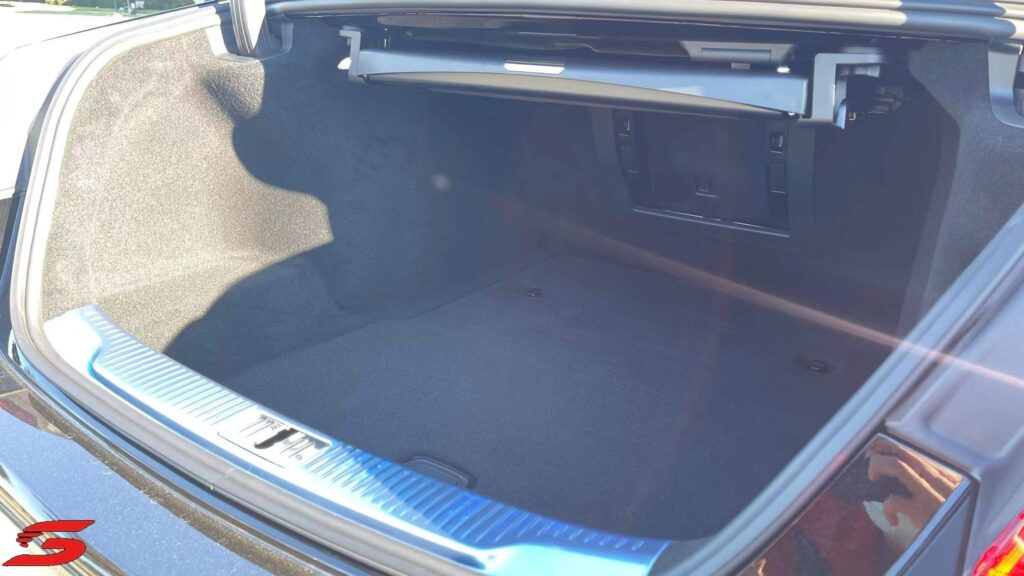 S Class Trunk Space for transfers, VIP Limo Service